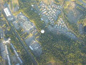 3000 ft suoraan alaspäin