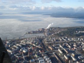 Naistenlahti,
 jolta keran noustiin ilmaan ja Lapinniemen kylpylä