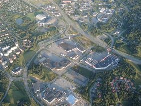 Kauppakeskus Veska ja
Bauhaus