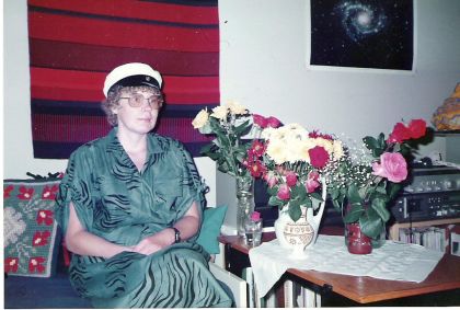 Ylioppilas vuodelta 1984. 
    Skannattu paperikuvasta, jonka otti Erkki-veli.